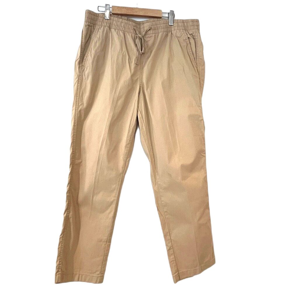 LL Bean Khaki Pants Favorite Fit 12 Pockets Elastic Waist Cotton Straight Leg